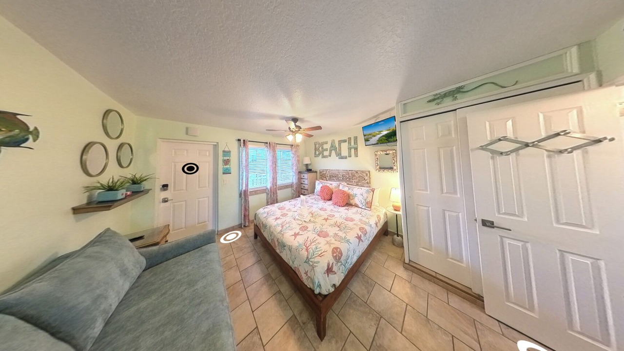 Photo of Bedroom in Treasure Island