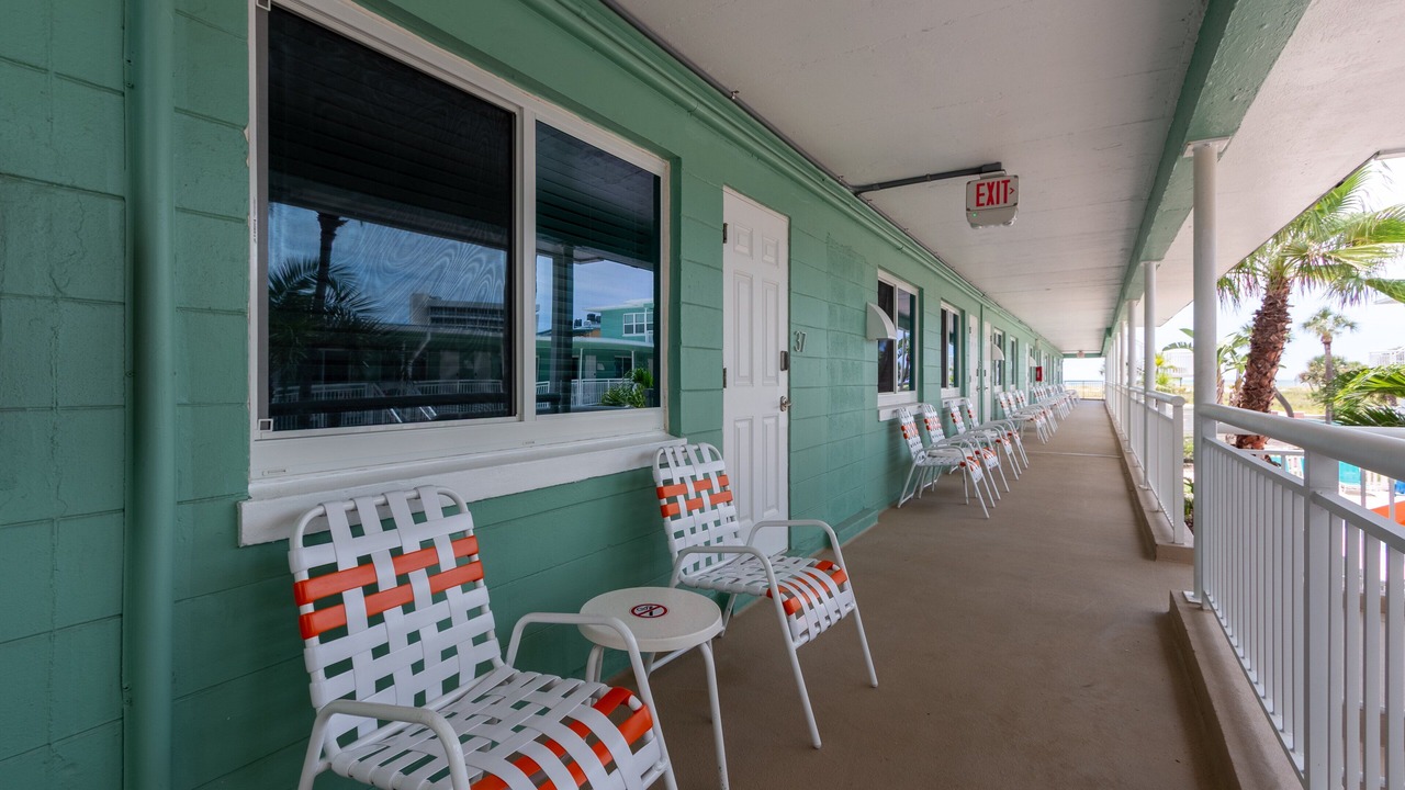 Photo of Patio Balcony in Treasure Island