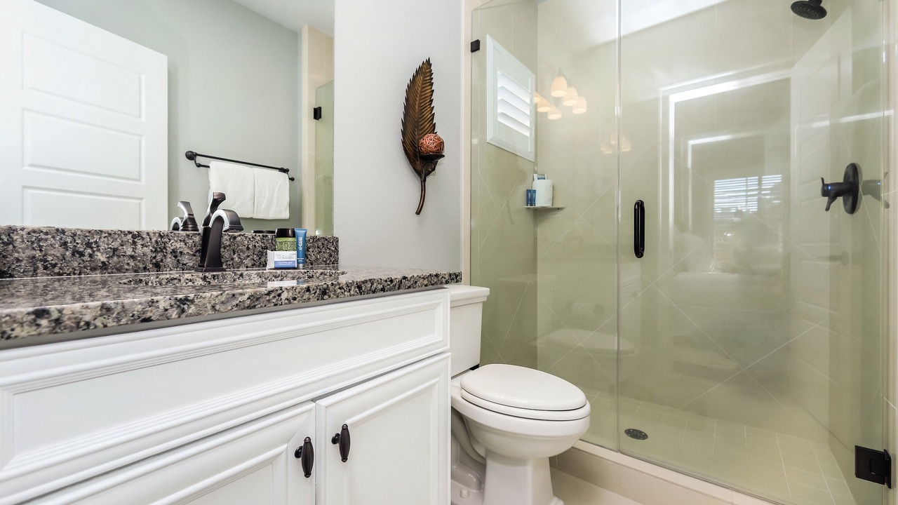 Photo of Bathroom in Villa Lago