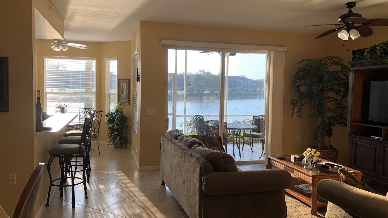 Photo of Livingroom in Naples