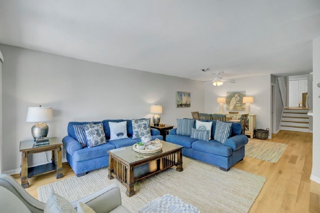 Photo of Livingroom in Isle of Palms