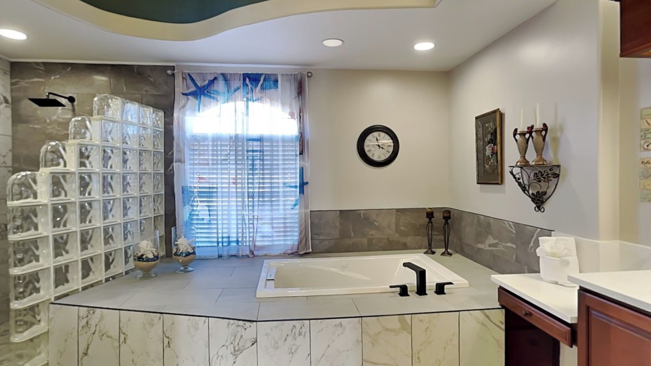 Photo of Bathroom in Painters Walk