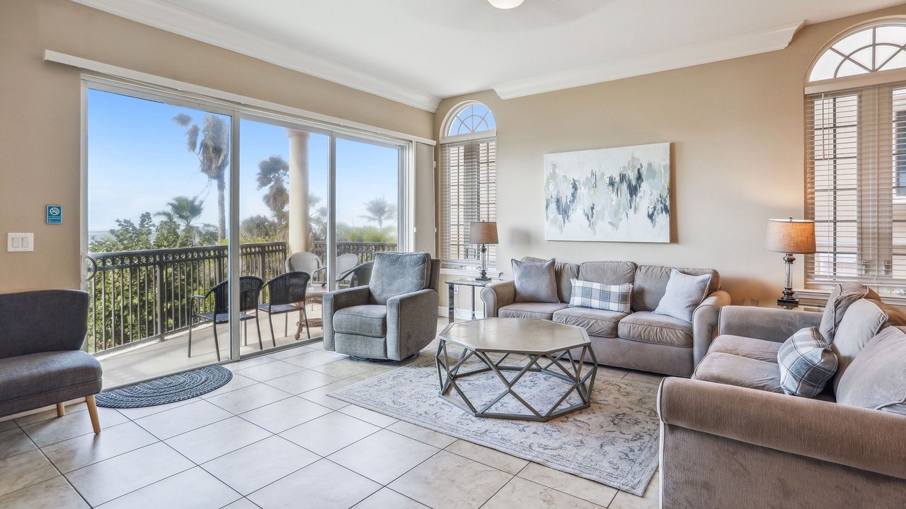 Photo of Bedroom in Redington Shores