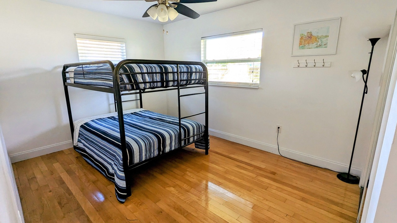 Photo of Bedroom in Bellevue Terrace