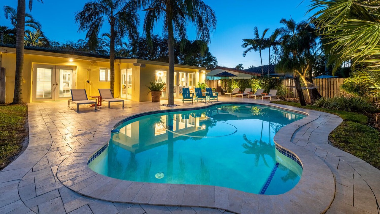 Photo of Outdoor in Poinsettia Heights