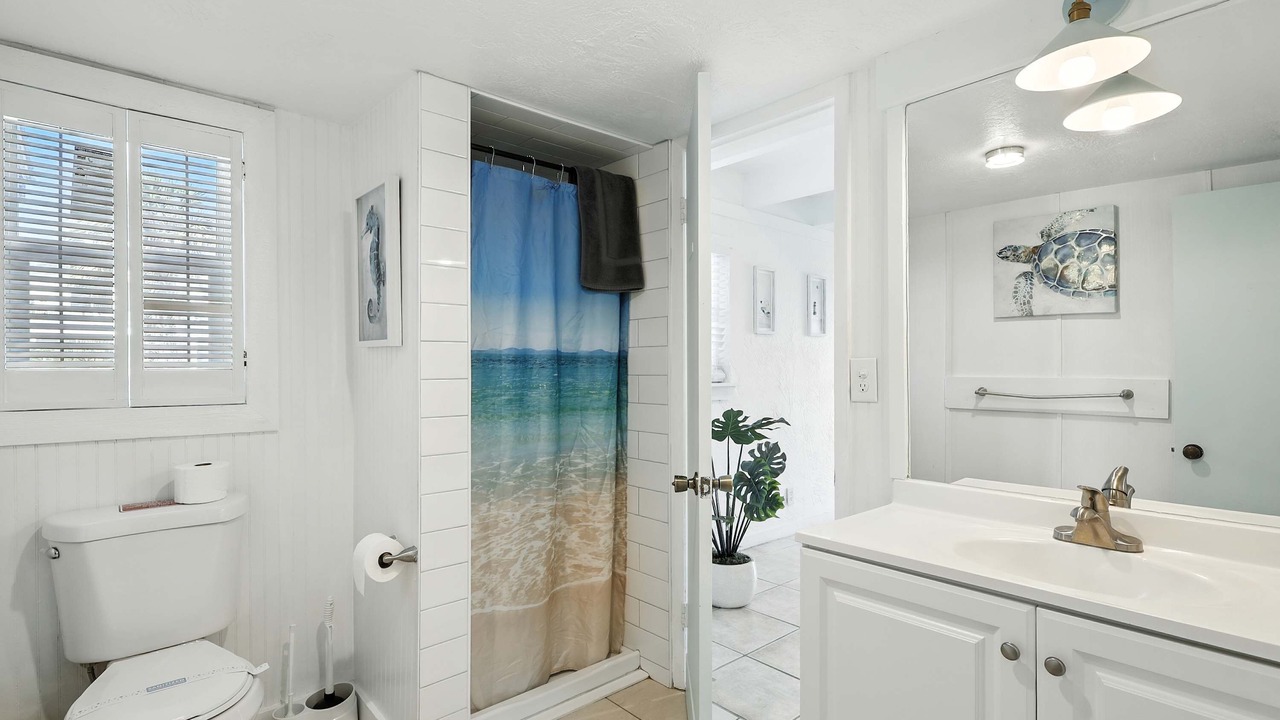 Photo of Bathroom in Marineland Acres