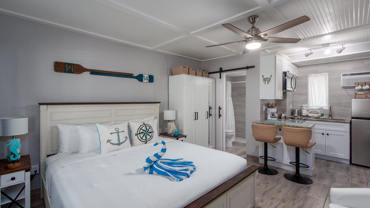 Photo of Bedroom in Treasure Island