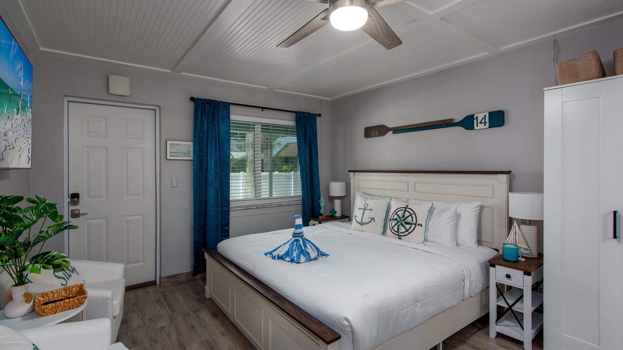 Photo of Bedroom in Treasure Island