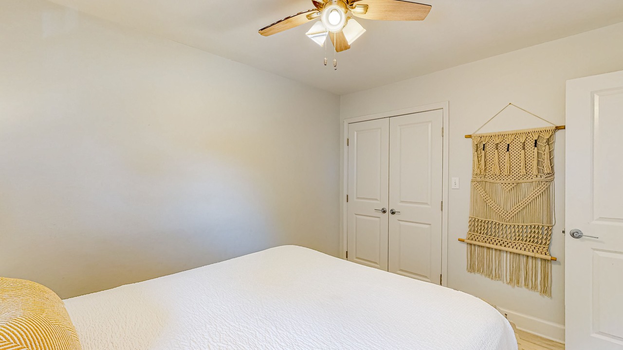 Photo of Bedroom in Miramar Beach