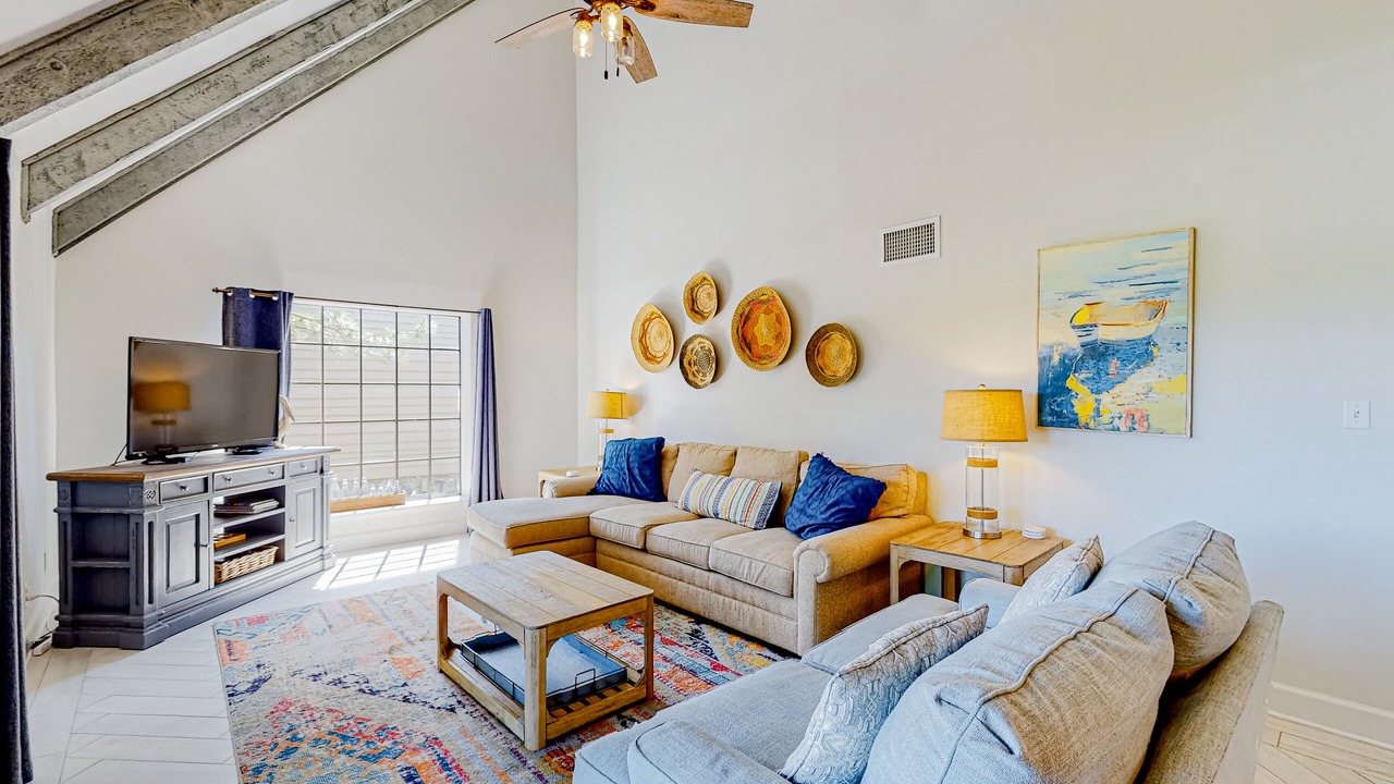 Photo of Livingroom in Miramar Beach