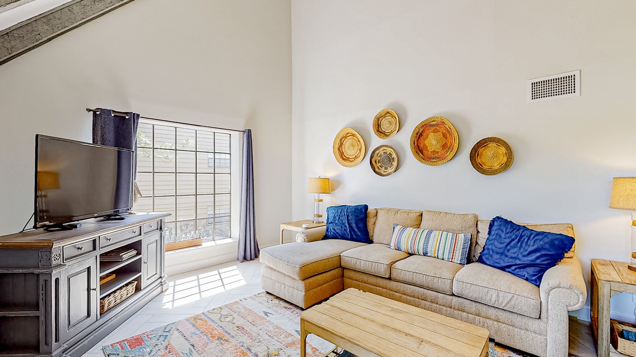 Photo of Livingroom in Miramar Beach