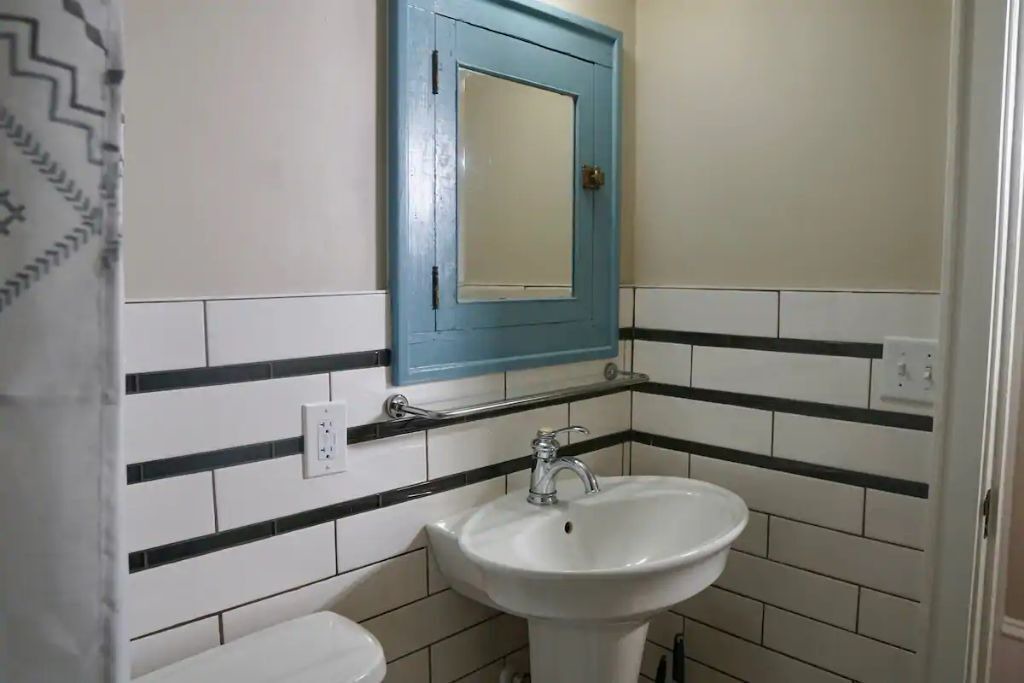 Photo of Bathroom in Avondale