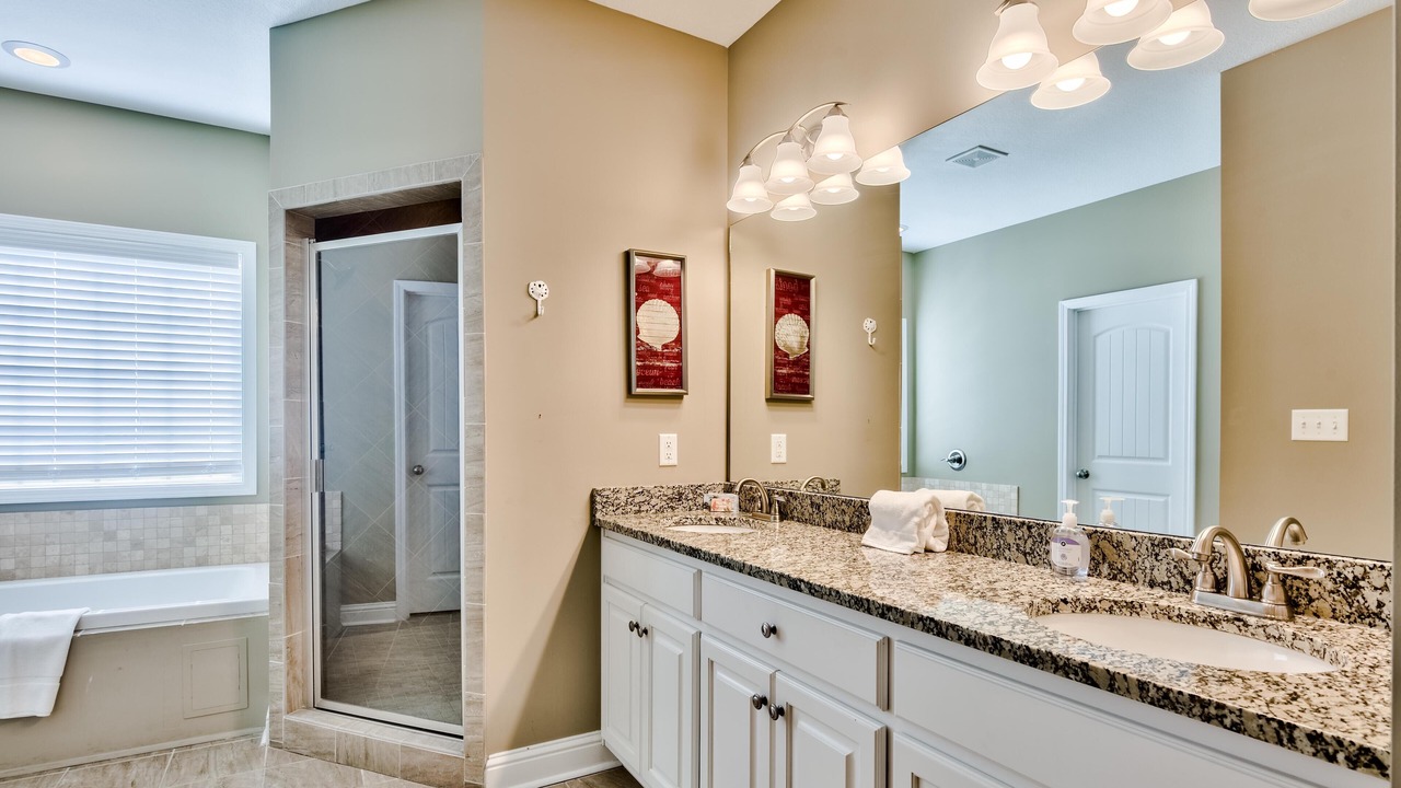 Photo of Bathroom in Sunnyside On The Gulf