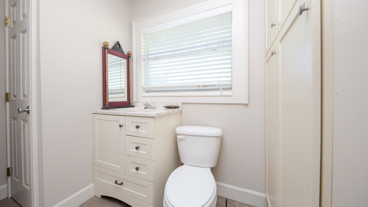 Photo of Bathroom in Apalachicola
