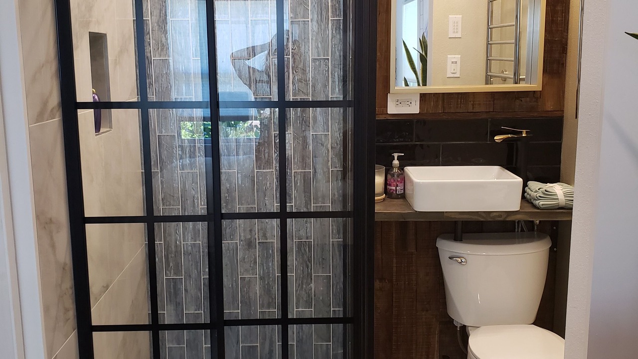 Photo of Bathroom in United Central