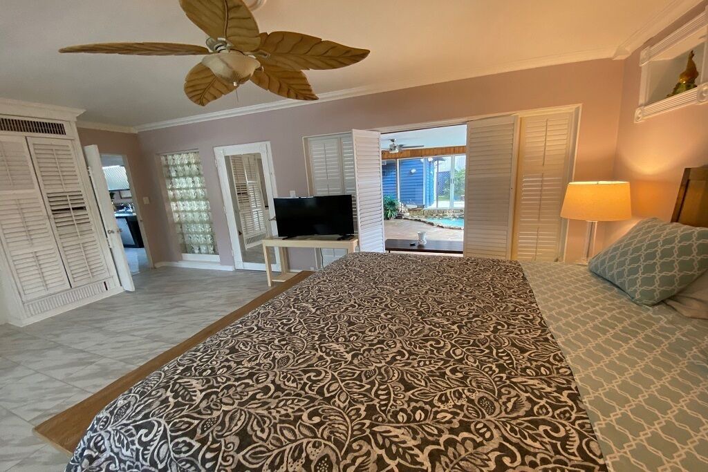 Photo of Bedroom in Belleair Beach