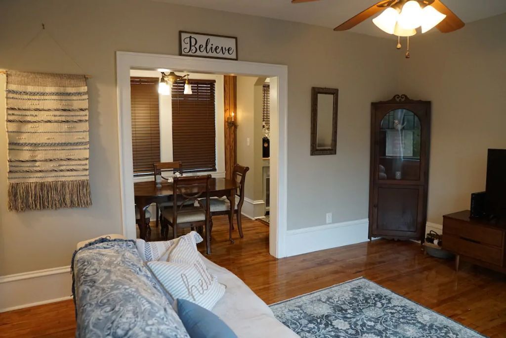 Photo of Livingroom in Avondale