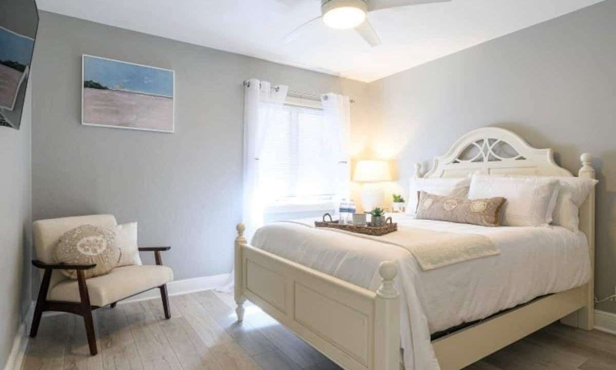 Photo of Bedroom in Cypress Point