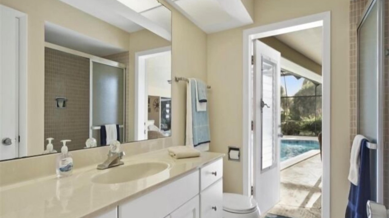 Photo of Bathroom in Cape Haze