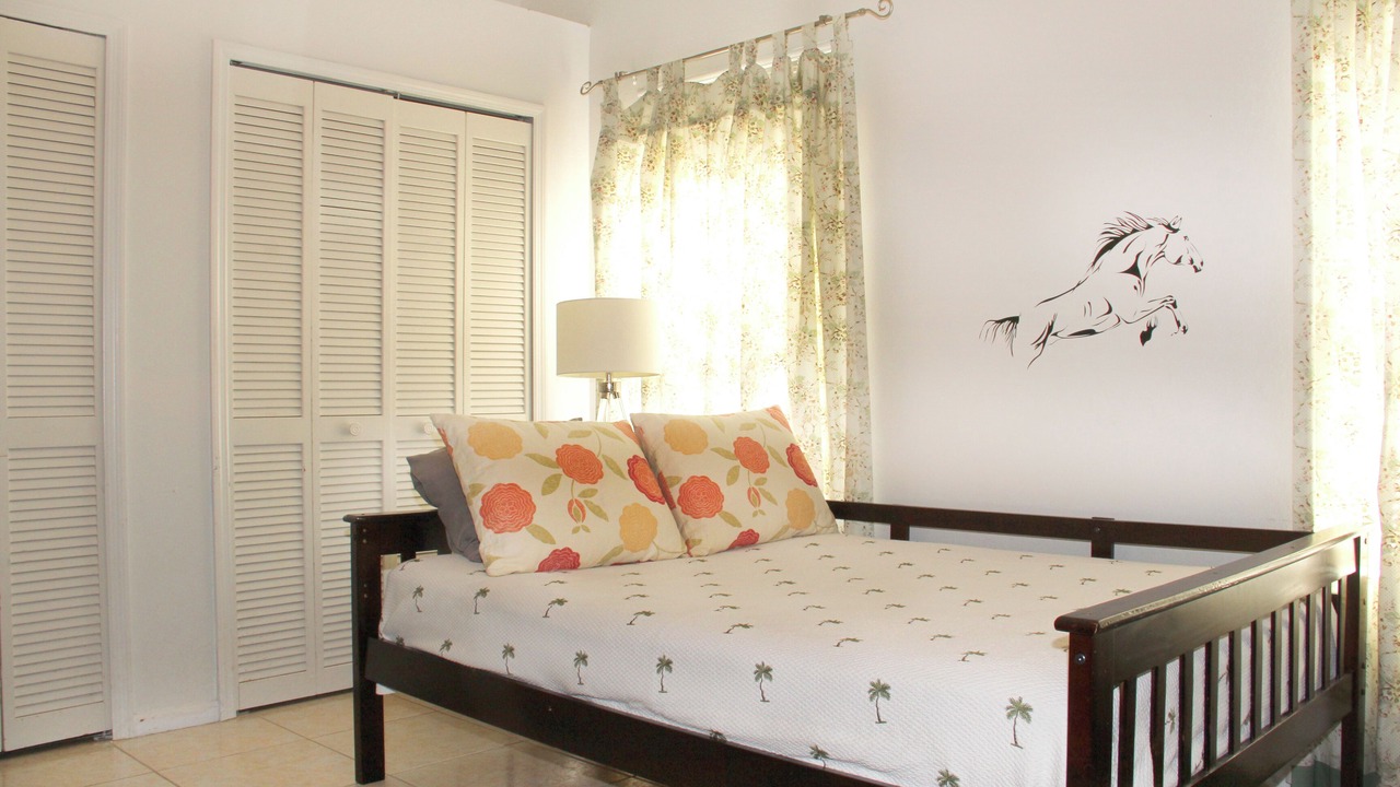 Photo of Bedroom in Wellington
