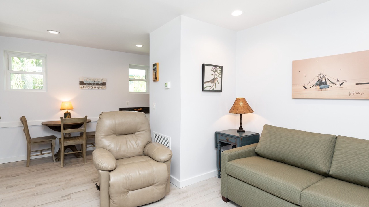 Photo of Livingroom in Apalachicola