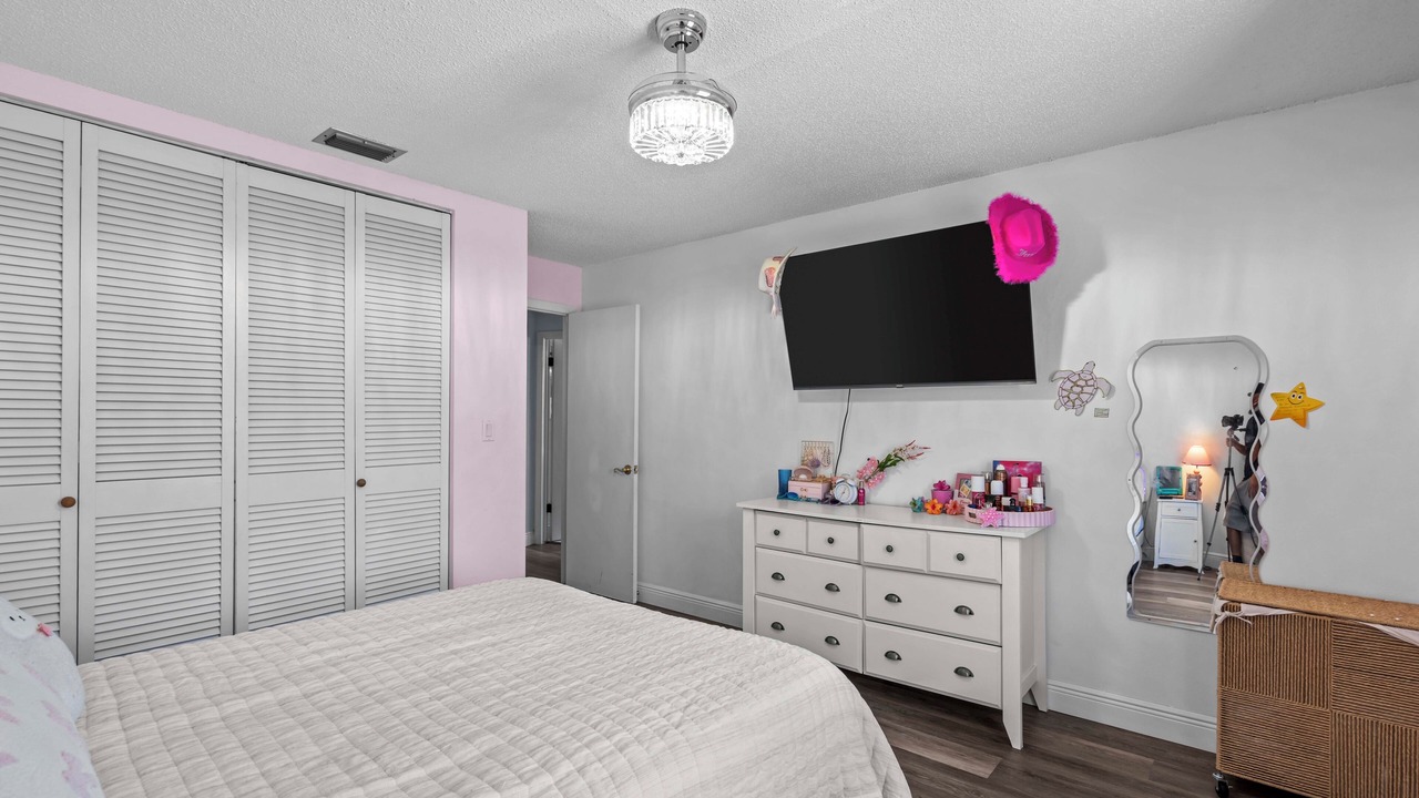 Photo of Bedroom in Belleair Beach