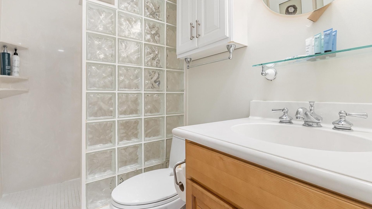 Photo of Bathroom in Crescent Beach
