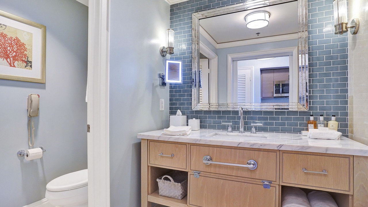 Photo of Bathroom in Key Biscayne