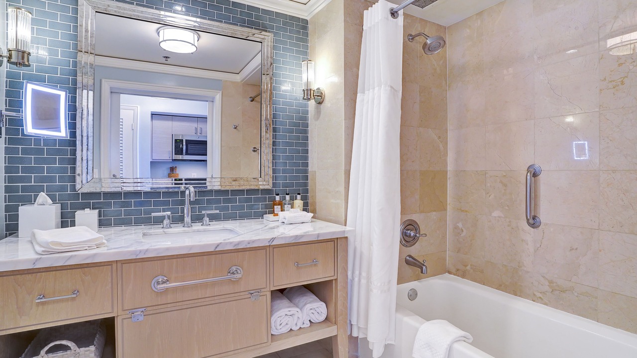 Photo of Bathroom in Key Biscayne