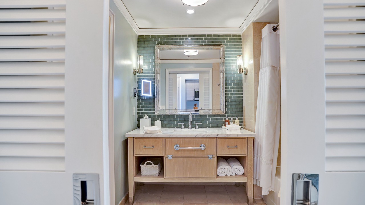 Photo of Bathroom in Key Biscayne