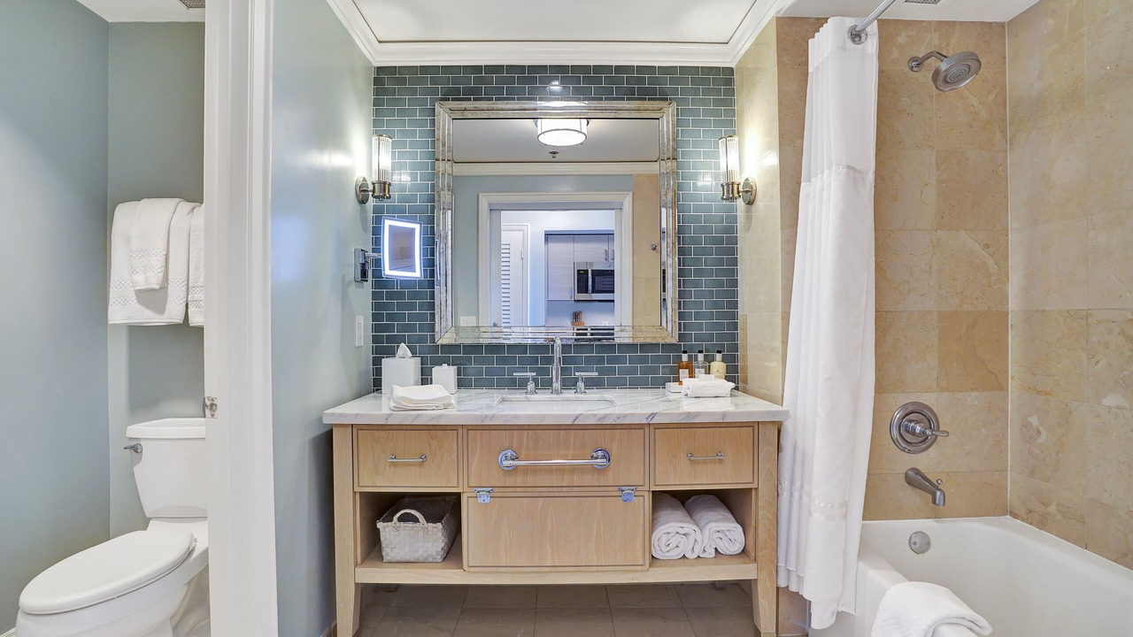 Photo of Bathroom in Key Biscayne