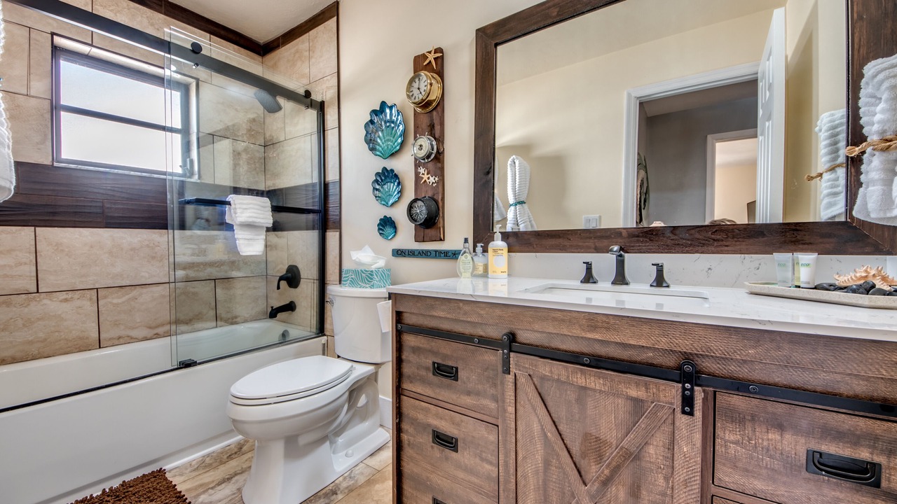 Photo of Bathroom in Matlacha Isles