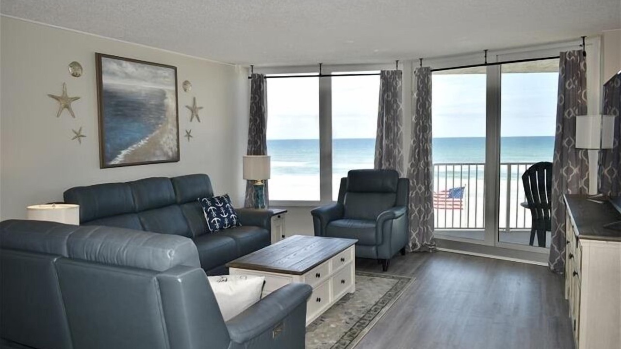 Photo of Livingroom in Daytona Beach Shores
