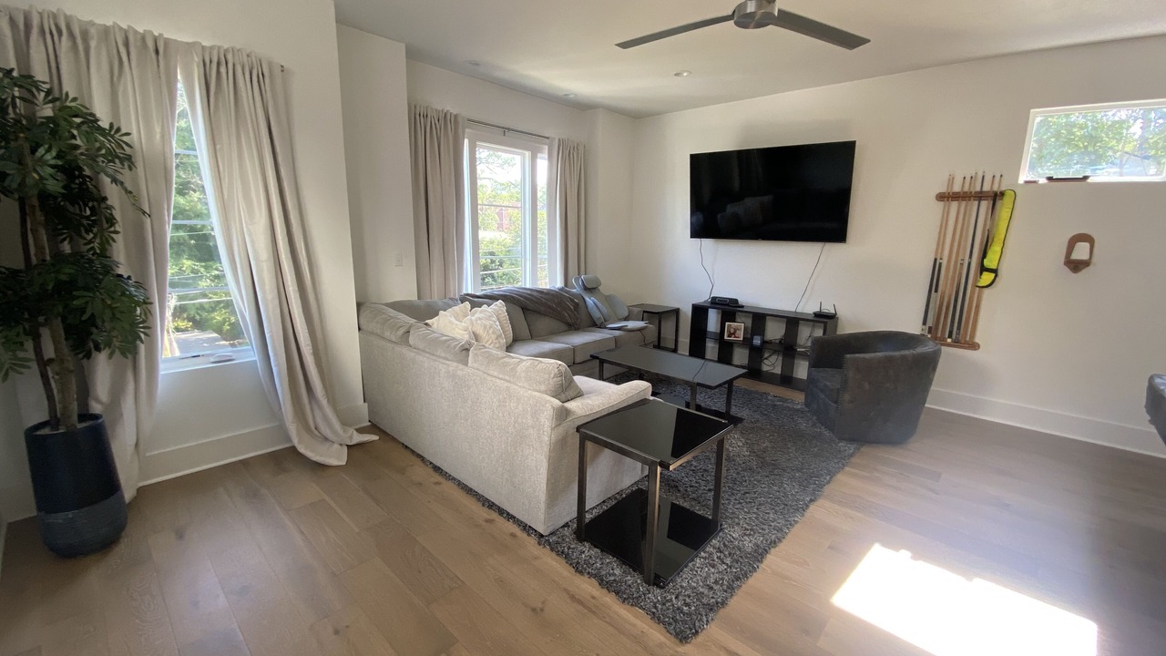 Photo of Livingroom in Tallahassee