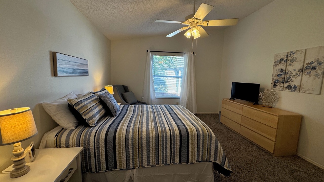 Photo of Bedroom in Duval
