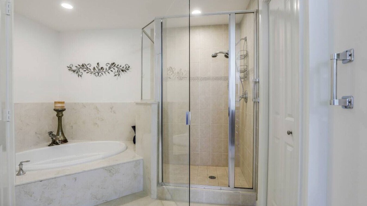 Photo of Bathroom in Cape Harbour
