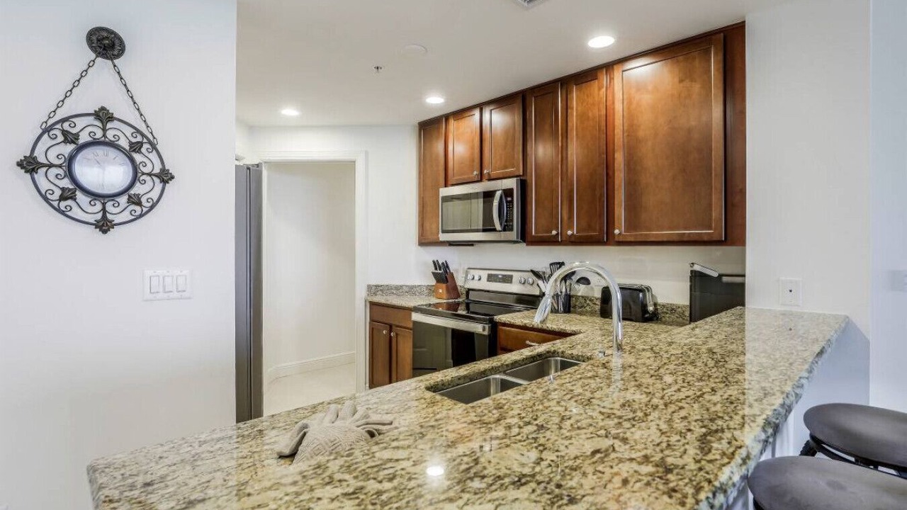 Photo of Kitchen in Cape Harbour