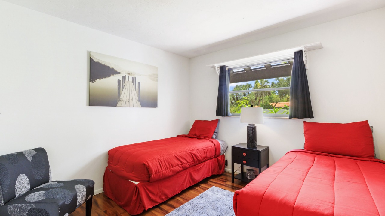 Photo of Bedroom in Indian Beach Sapphire Shores
