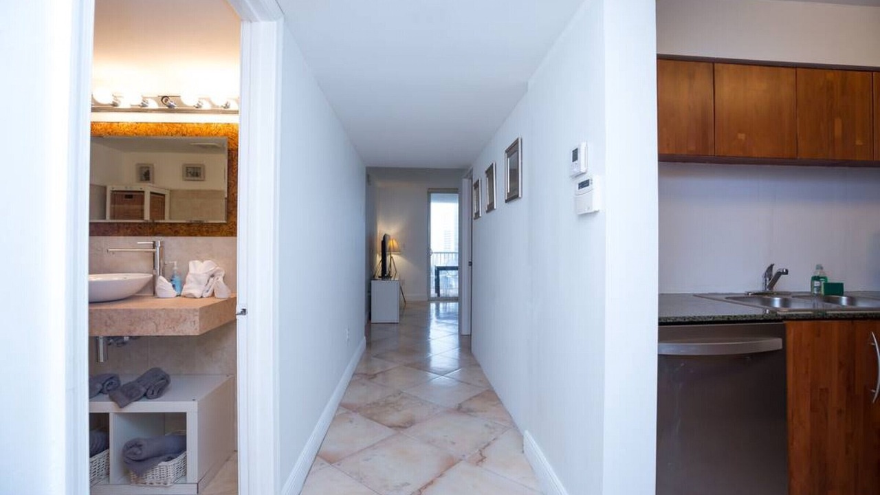 Photo of Bathroom in Brickell