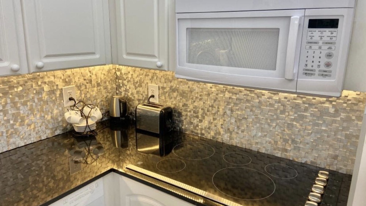 Photo of Kitchen in Hollywood South Central Beach