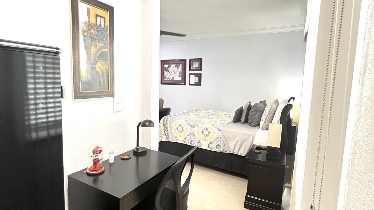 Photo of Bedroom in Lake Magdalene