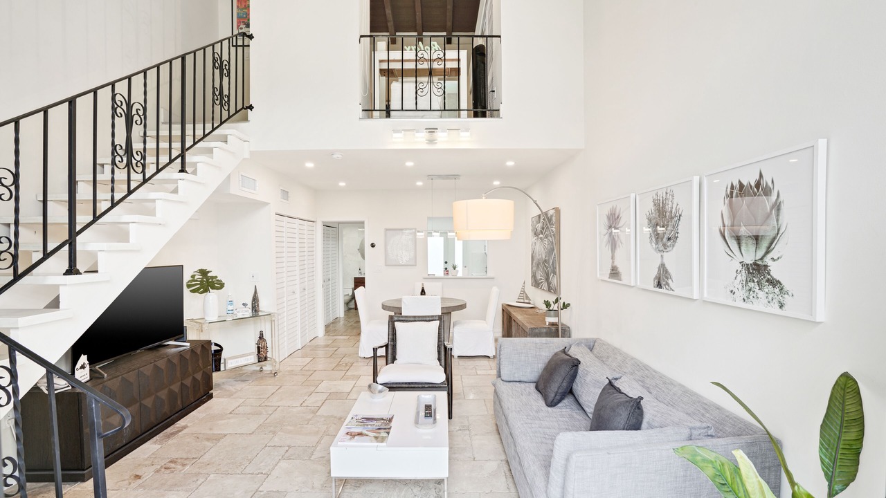Photo of Livingroom in Miami Shores