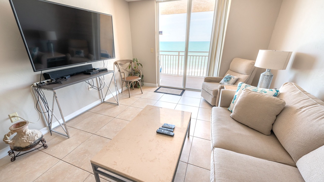 Photo of Livingroom in Indian Harbour Beach