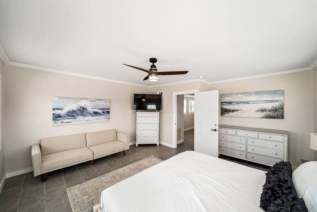 Photo of Bedroom in Orlando Beach