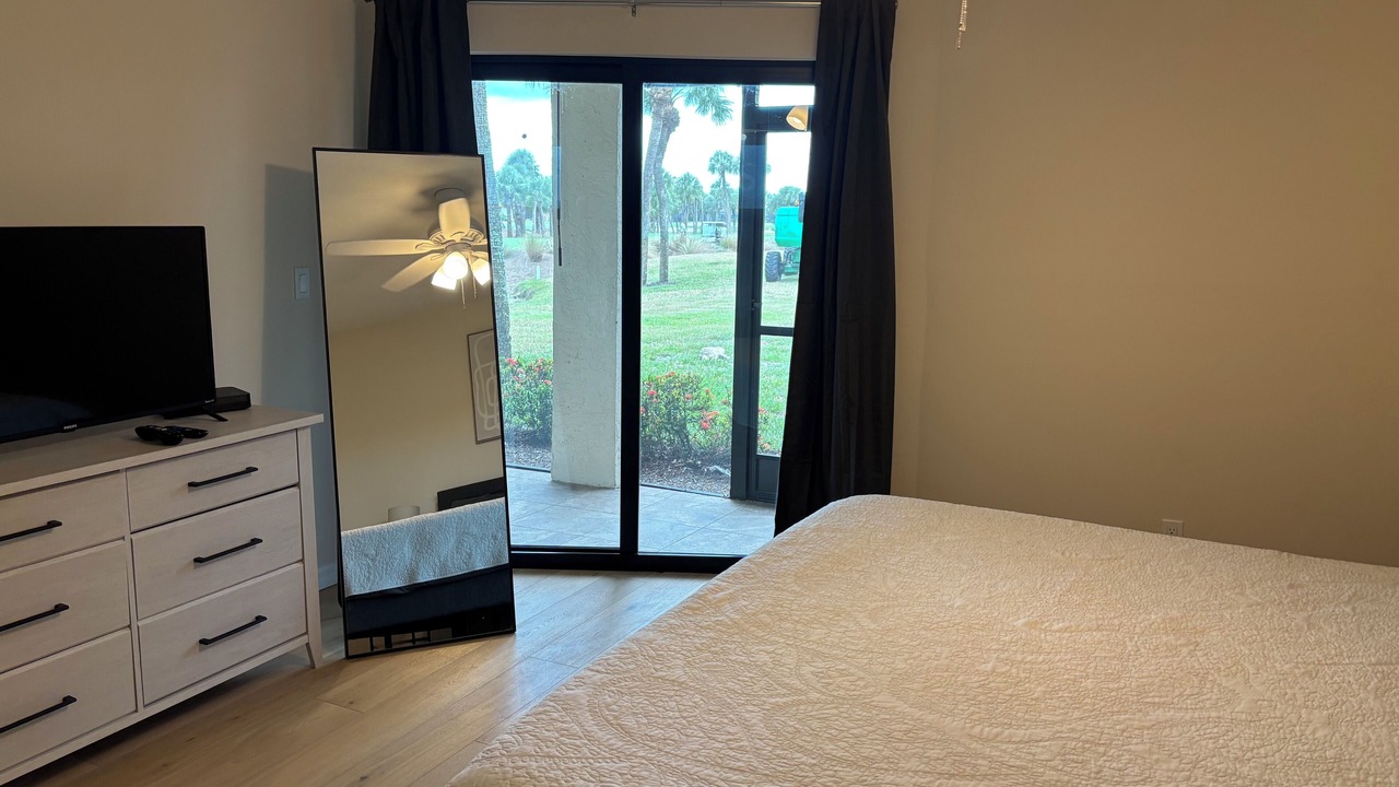 Photo of Bedroom in Iona
