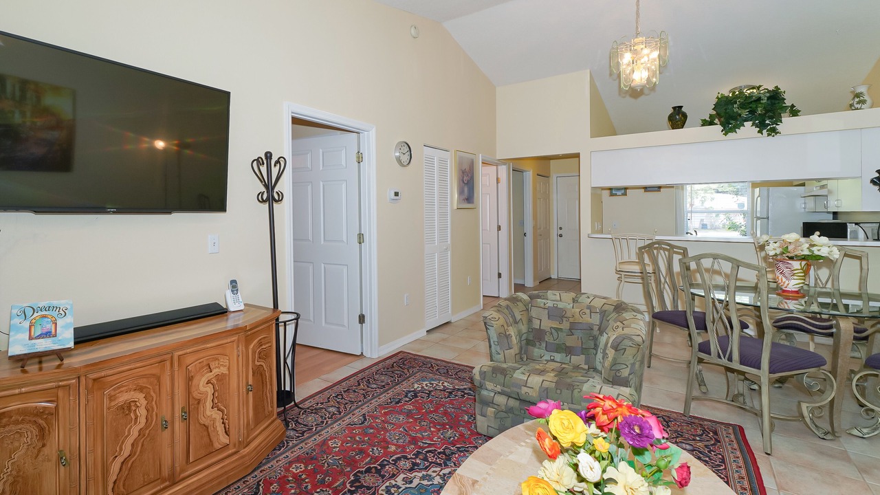 Photo of Livingroom in Park East