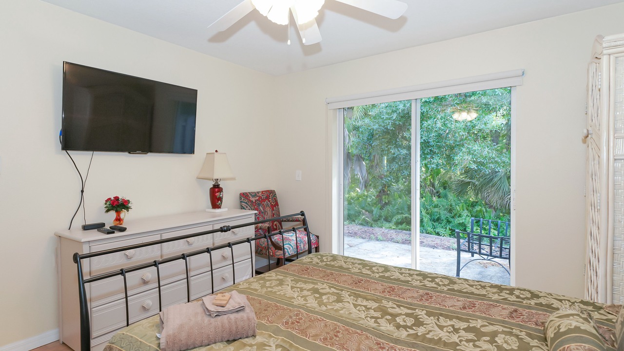 Photo of Bedroom in Park East