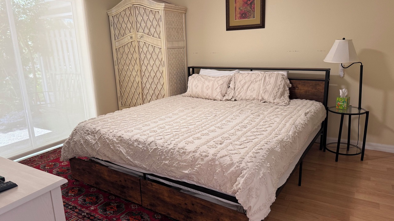 Photo of Bedroom in Park East