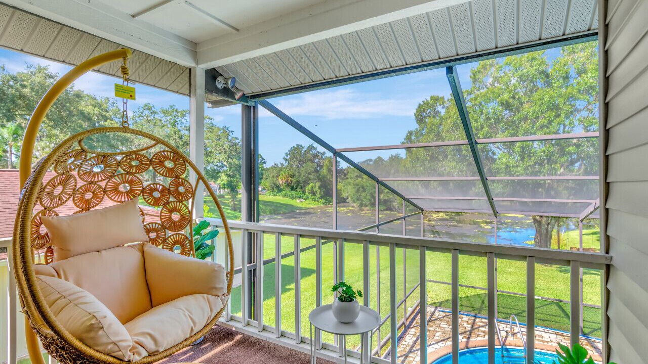 Photo of Patio Balcony in Lakeview Village