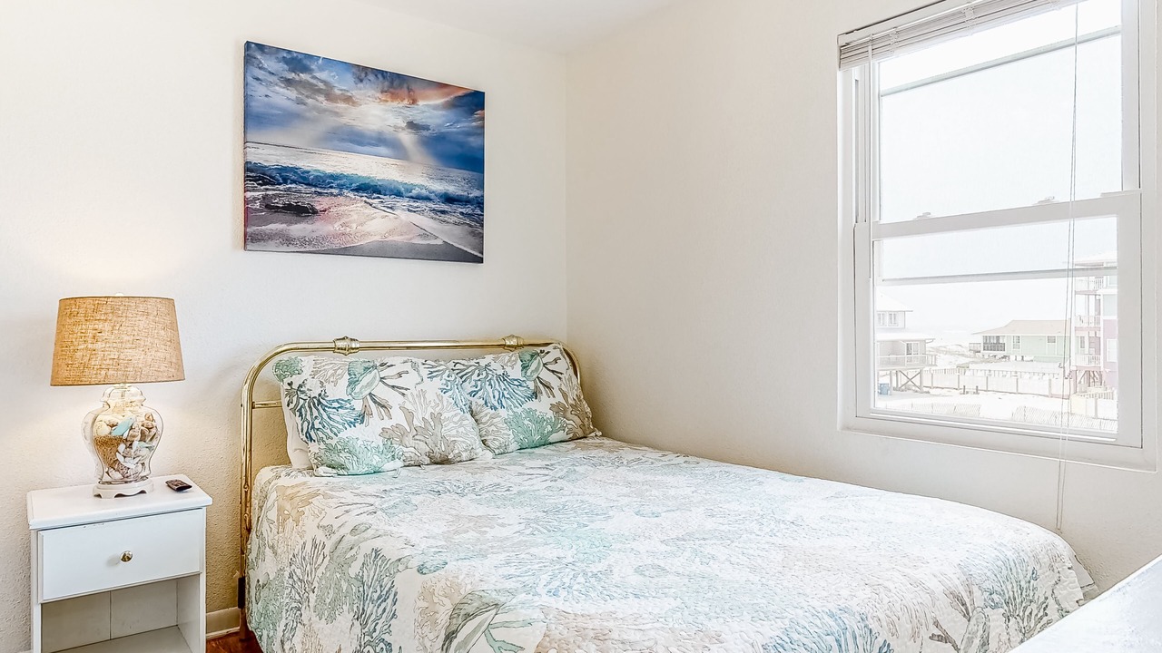 Photo of Bedroom in Gulf Shores